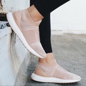 Adidas Ultraboost Laceless ash pearl